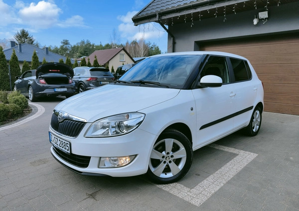 Skoda Fabia cena 18500 przebieg: 193000, rok produkcji 2013 z Warka małe 529